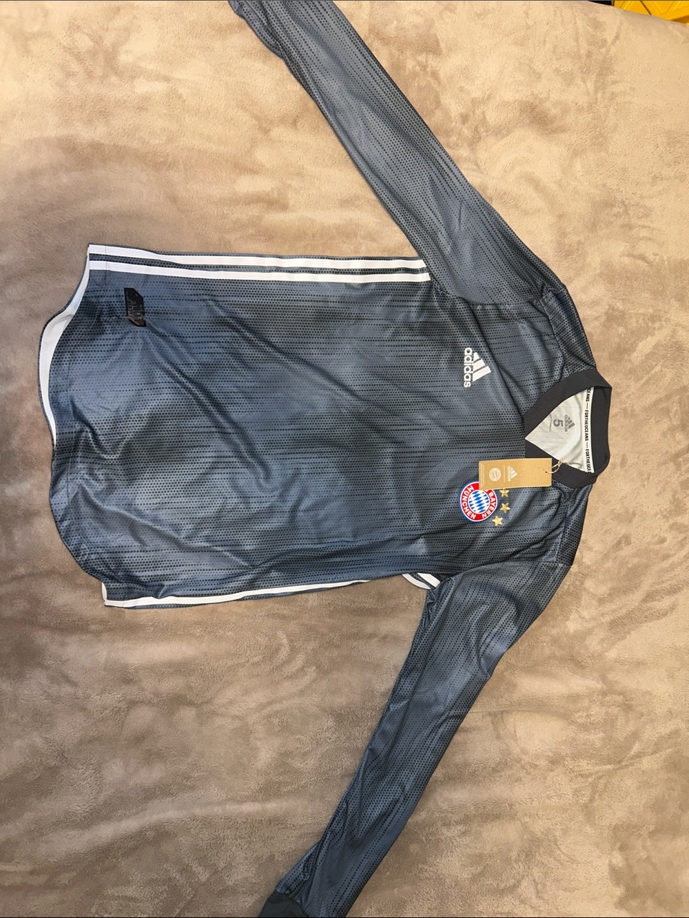RARE FC Bayern Munchen Adidas For The Fans Jersey Navy Long Sleeve Size 5/M NWT